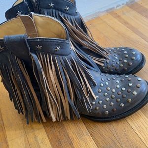 Stetson Two-Tone Fringe Studded Ankle Booties